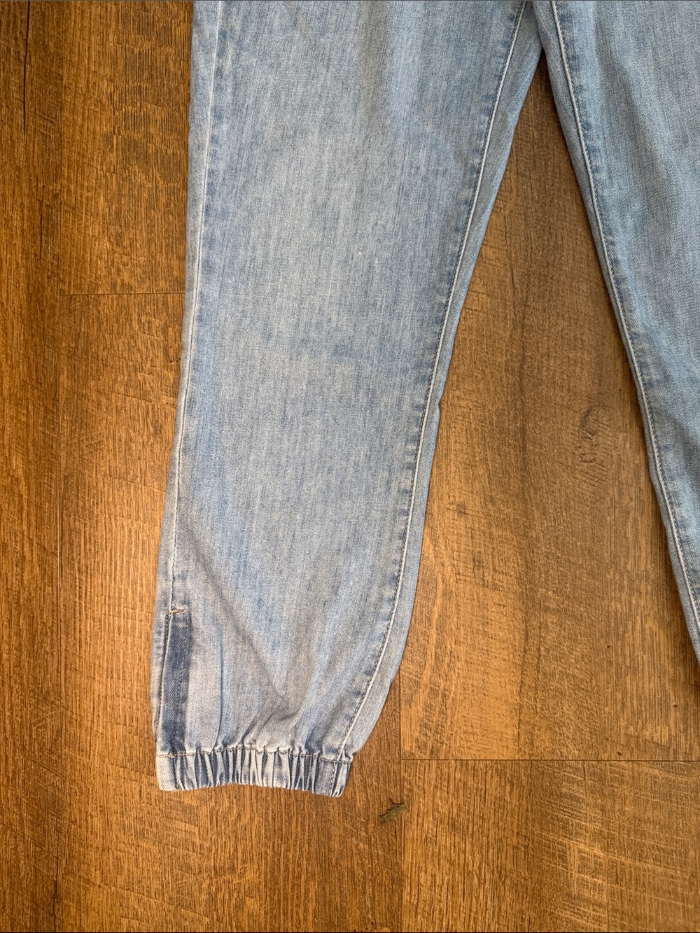 PAIGE Women’s Mayslie Soft Denim Light Wash Jogger Size 25 - Picture 4 of 11